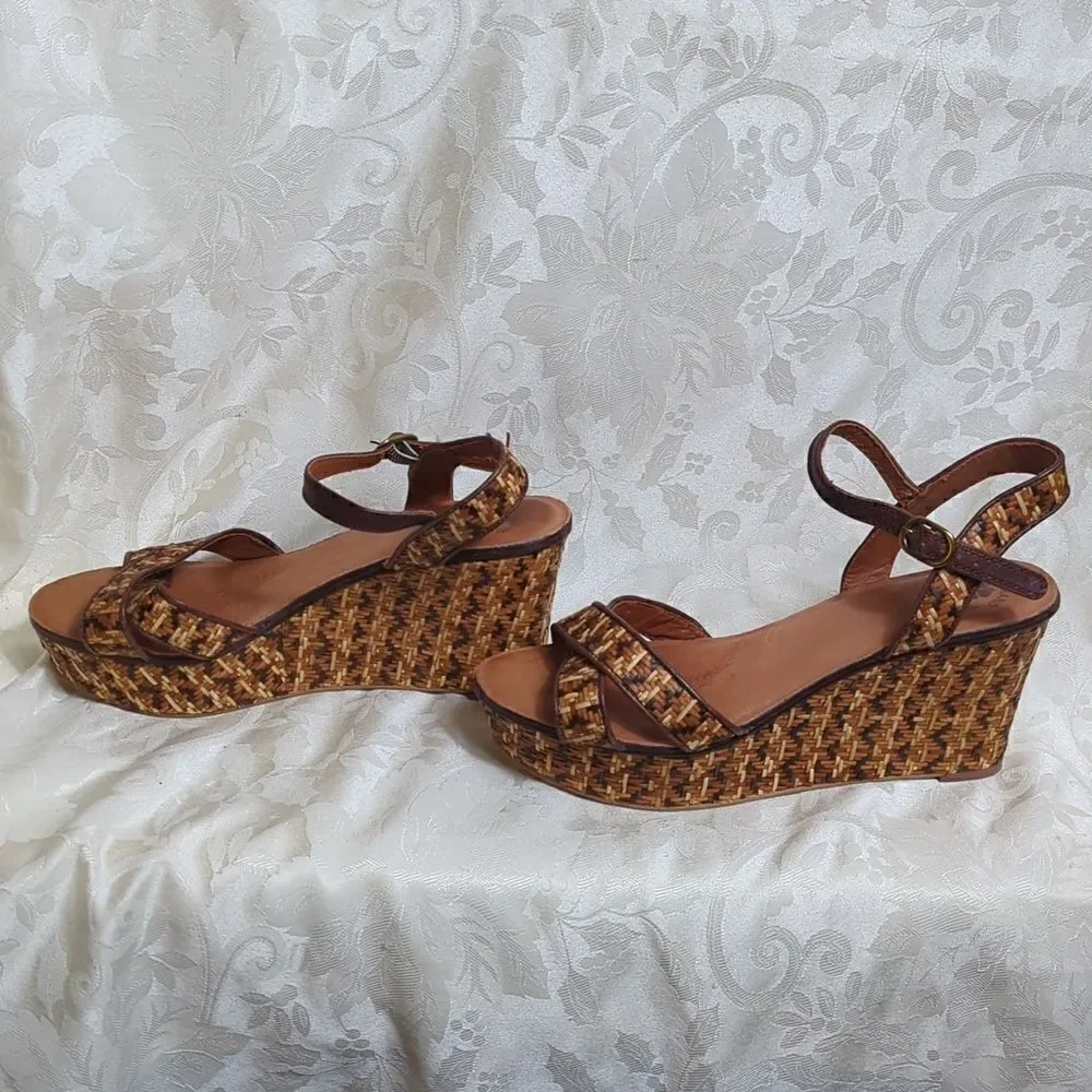 Lucky Brand Brown and Tan Raffia Wicker Wedges Sandals